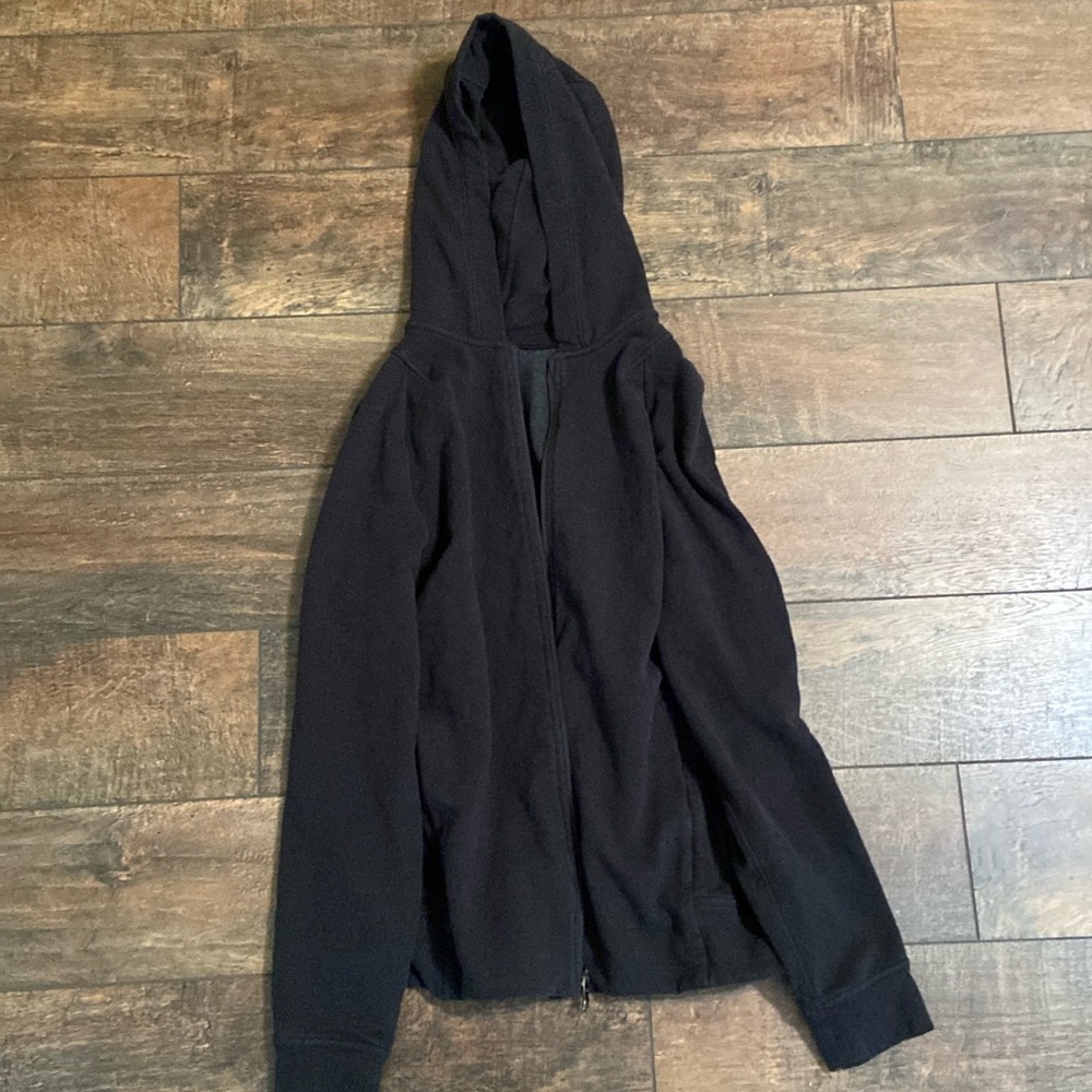 Lululemon men’s black zip hoodie